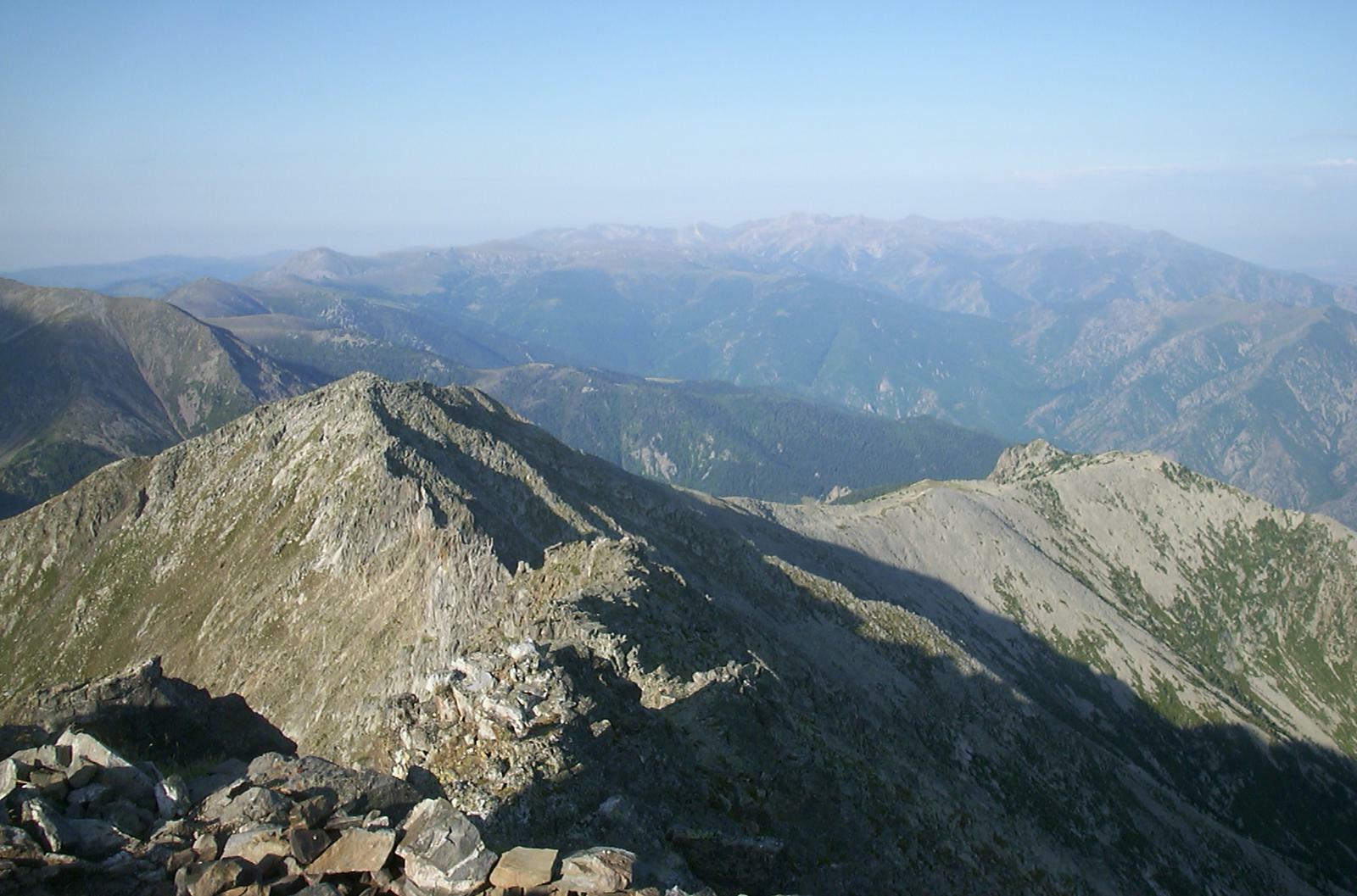Blick vom Gipfel des Canigou richtung Westen
